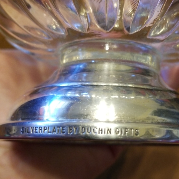 Vintage Crystal Pedestal Bowl with Silver Base by Duchin Gifts - Picture 7 of 8